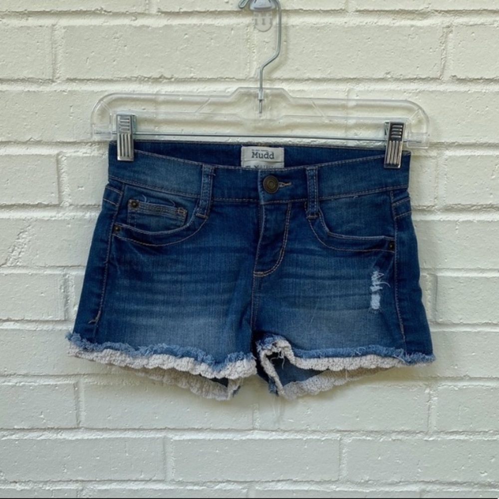 Mudd FLX STRETCH Distressed Crochet Lace Shorts